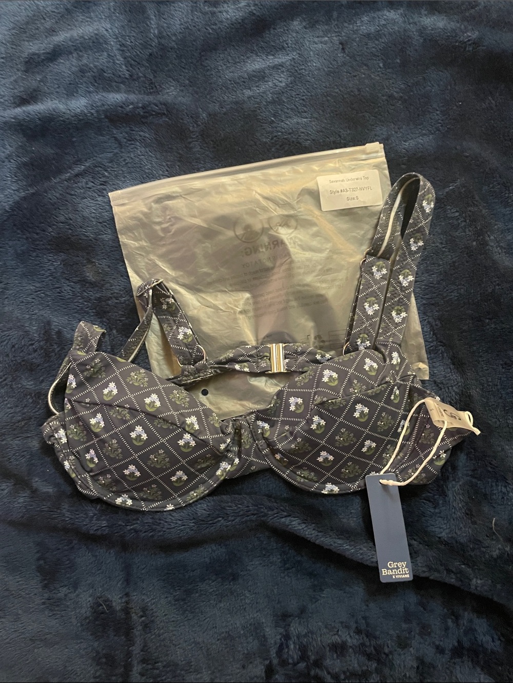 Grey Bandit Floral-Print Underwire Bra in Charcoal Grey